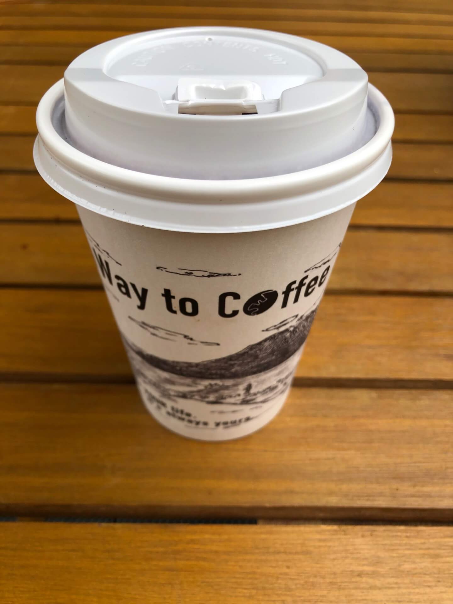 幸せを運ぶ黄色いコーヒー屋さん
